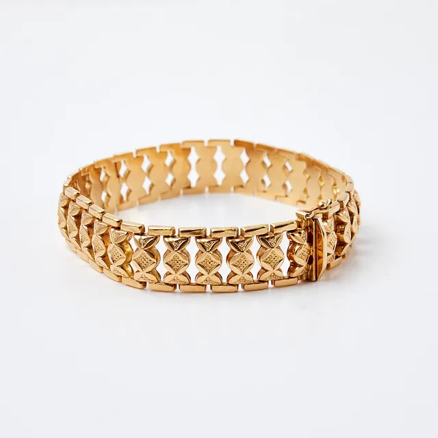 ARMBAND, 18 k guld, fantasilänk med genombruten dekor, Vicenza, Italien.