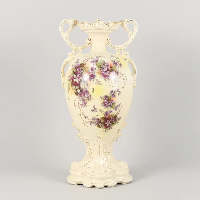URNA porslin, 18/1900-tal.
