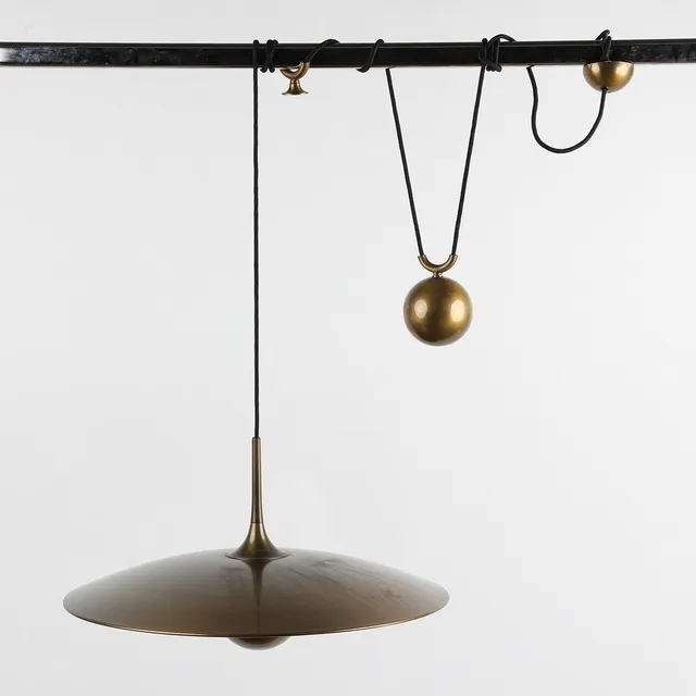 FLORIAN SCHULZ. Florian Schulz, Deckenleuchte / Lampe, Modell 'Onos 55', Messing, Gewebekordel, Deutschland, um 1970.