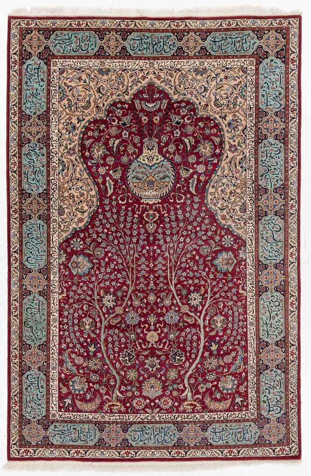 Matta, Täbris, nordvästra Iran, figural, ca 270 x 180 cm.