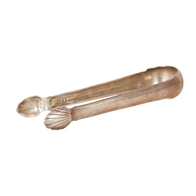 A PAIR OF GEORGE III SCOTTISH SILVER SUGAR TONGS.