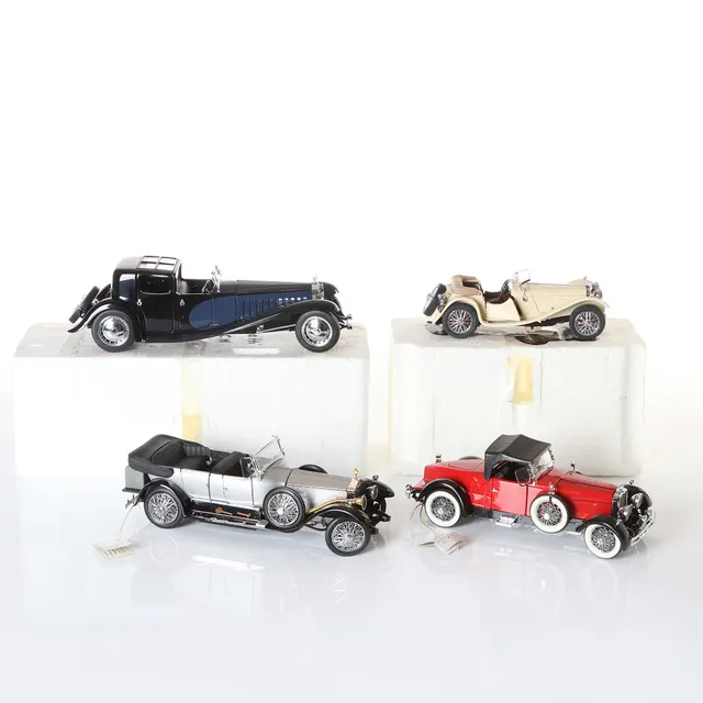 FRANKLIN MINT, MODELLBILAR, FYRA ST. Bl.a. Bugatti.