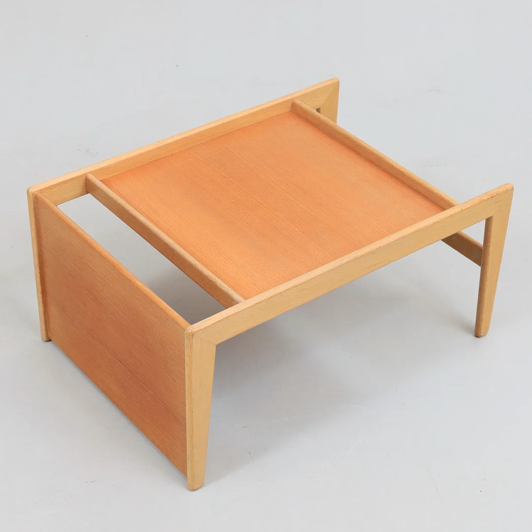 YNGVAR SANDSTRÖM. Bord, "Nikko", ur Triva-serien, Nordiska Kompaniet, Nyköping. — Tables — Gomér & Andersson Nyköping