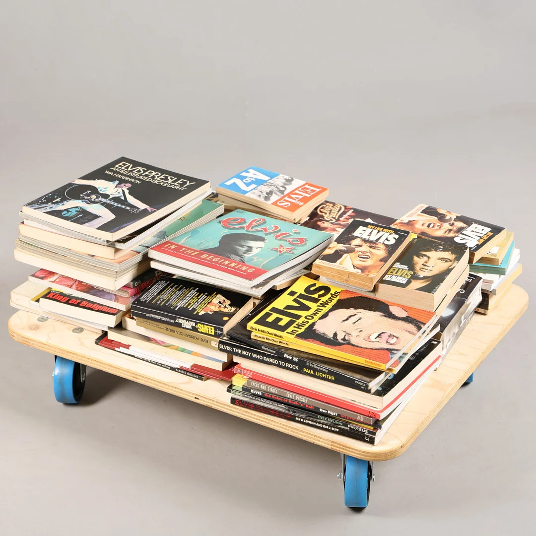 A LARGE COLLECTION OF ELVIS PRESLEY PAPERBACK BOOKS (QTY). — Books — Bishop & Miller