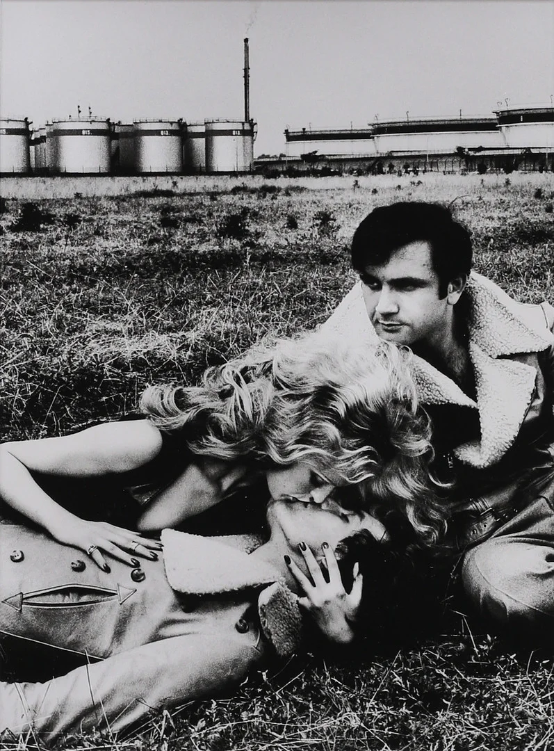 HELMUT NEWTON. EFTER. Fashion Daniel Hechter, Milano 1968, offset, osignerad. — Photography — Garpenhus Auktioner