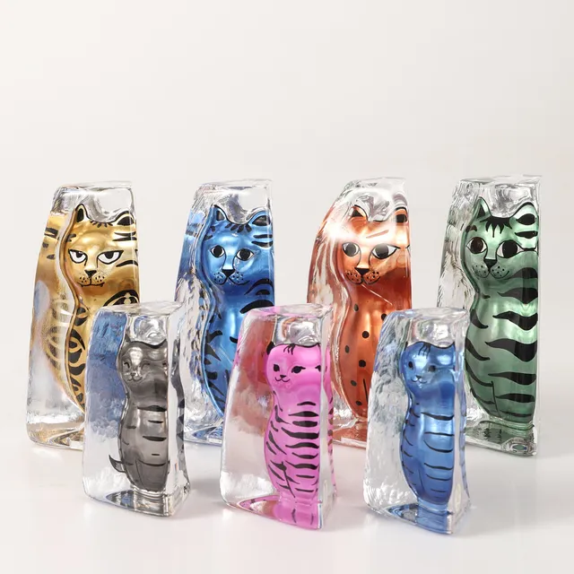 RENATE STOCK. Figuriner, 4 + 3 stycken, katter, Sea Glasbruk.