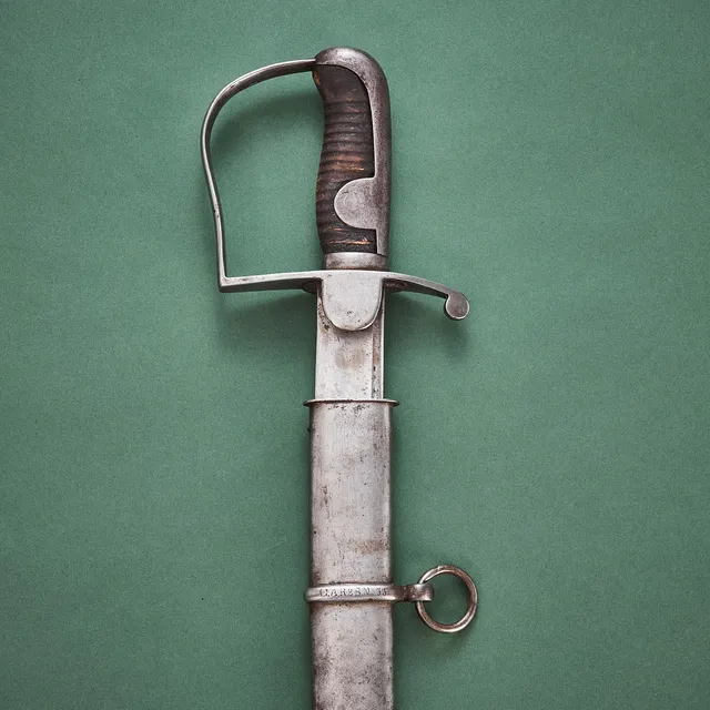 SABEL, svensk, m/1831, för manskap vid artilleriet, med stålbalja.