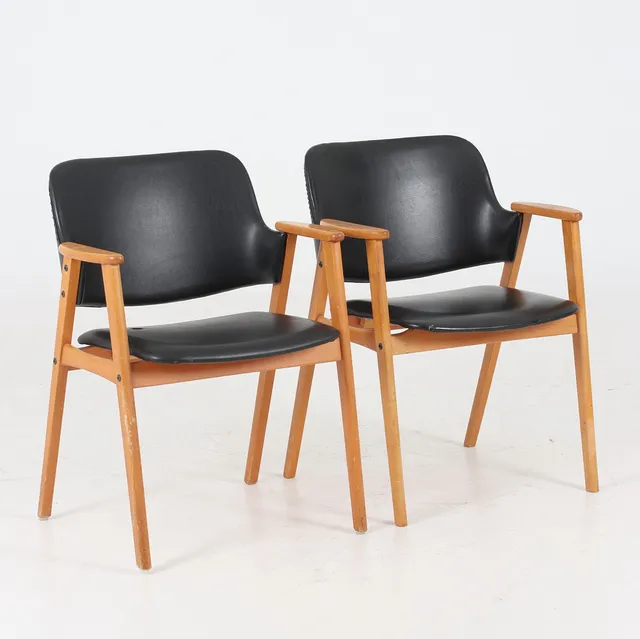 KARMSTOLAR, 1 par, galonklädsel, 1950/60-tal.