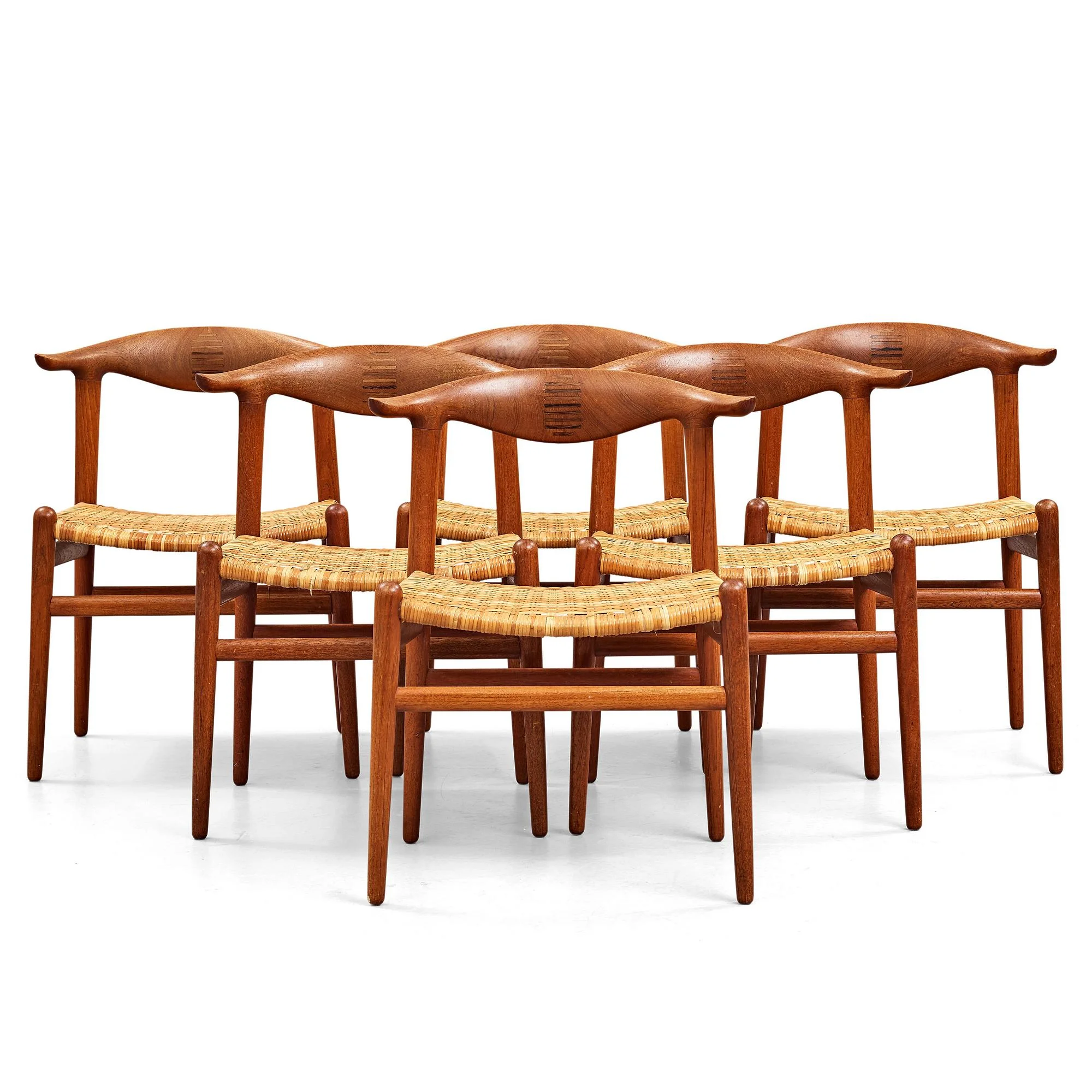 Hans J. Wegner, "Cowhorn Chair", sex stycken, Johannes Hansen, JH 505, Danmark 1950-60-tal. — Bukowskis