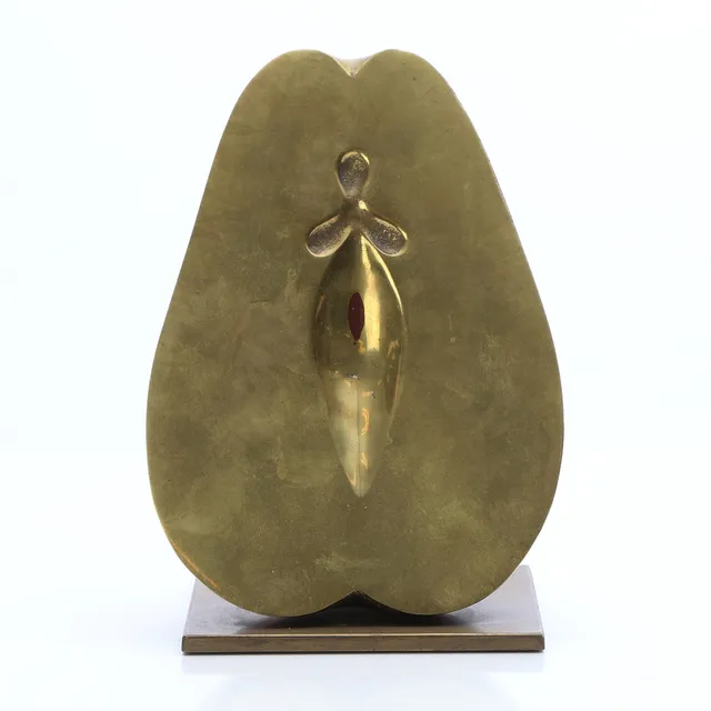 LARS HUCK HULTGREN. Skulptur, VI/X. Brons. Päron. Signerat Huck.