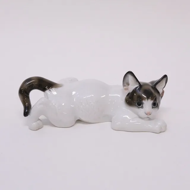 THEODOR KÄRNER. FIGURIN, KATT, ROSENTHAL.