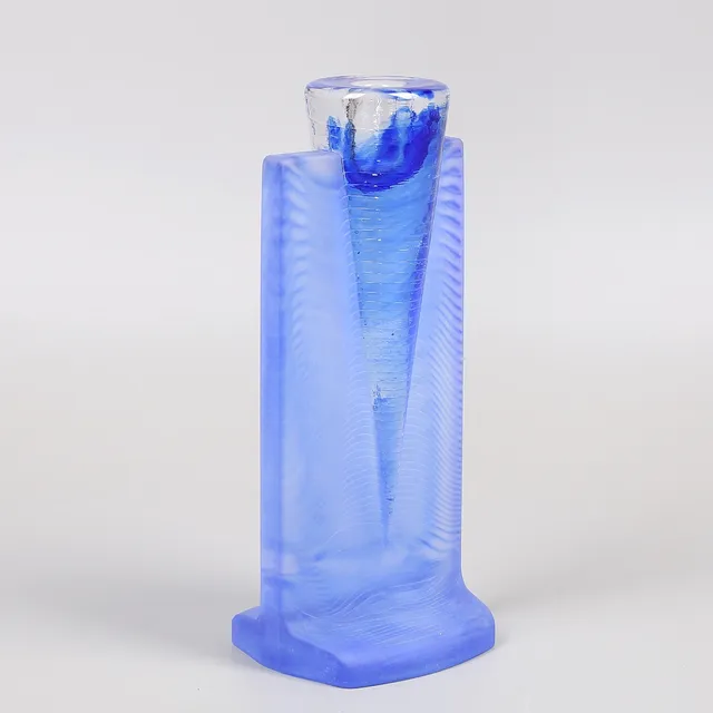 KJELL ENGMAN. Ljusstake, glas, "Ice age", Kosta Boda.