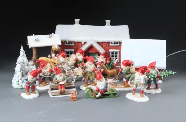 Lars Carlson for Firkløveren. Samling nisser og bondegård (15)