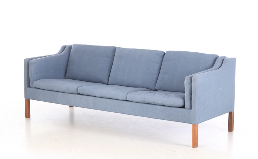 Børge Mogensen. Three-seater sofa model 2213, wool fabric — Furniture/Lounge suites, sofas — Lauritz
