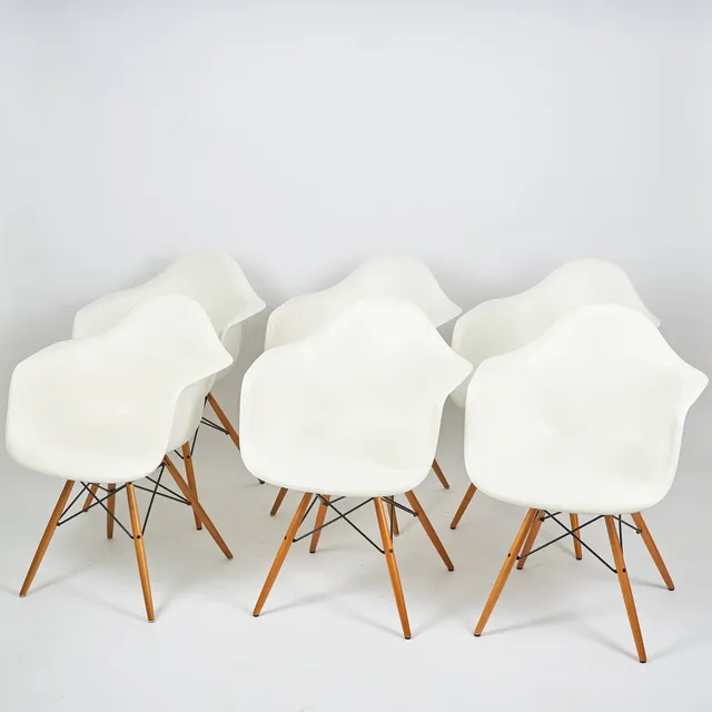 CHARLES & RAY EAMES. Karmstolar, 6 st. "DAW", för Vitra, ursprungligen formgiven 1950.