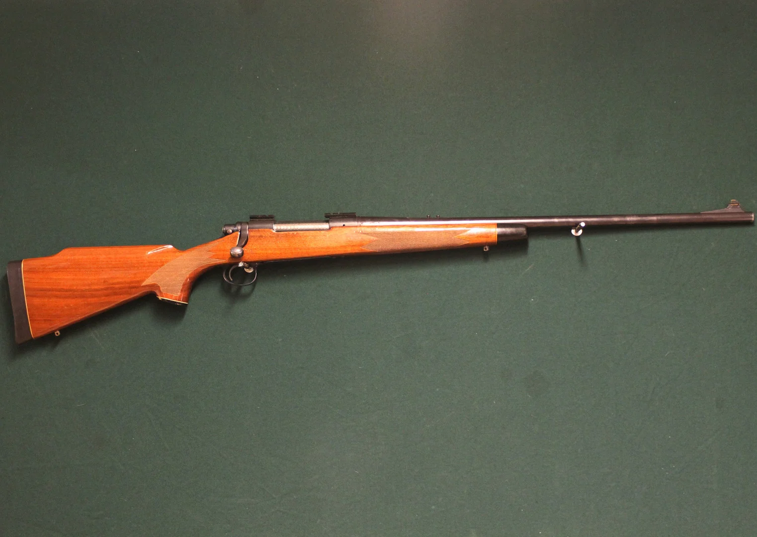 REMINGTON. 700 7mm Remington Magnum #6812604. — Rifles — Mauritz Widforss