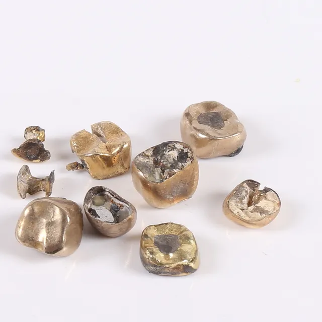 TANDGULD, 18K.