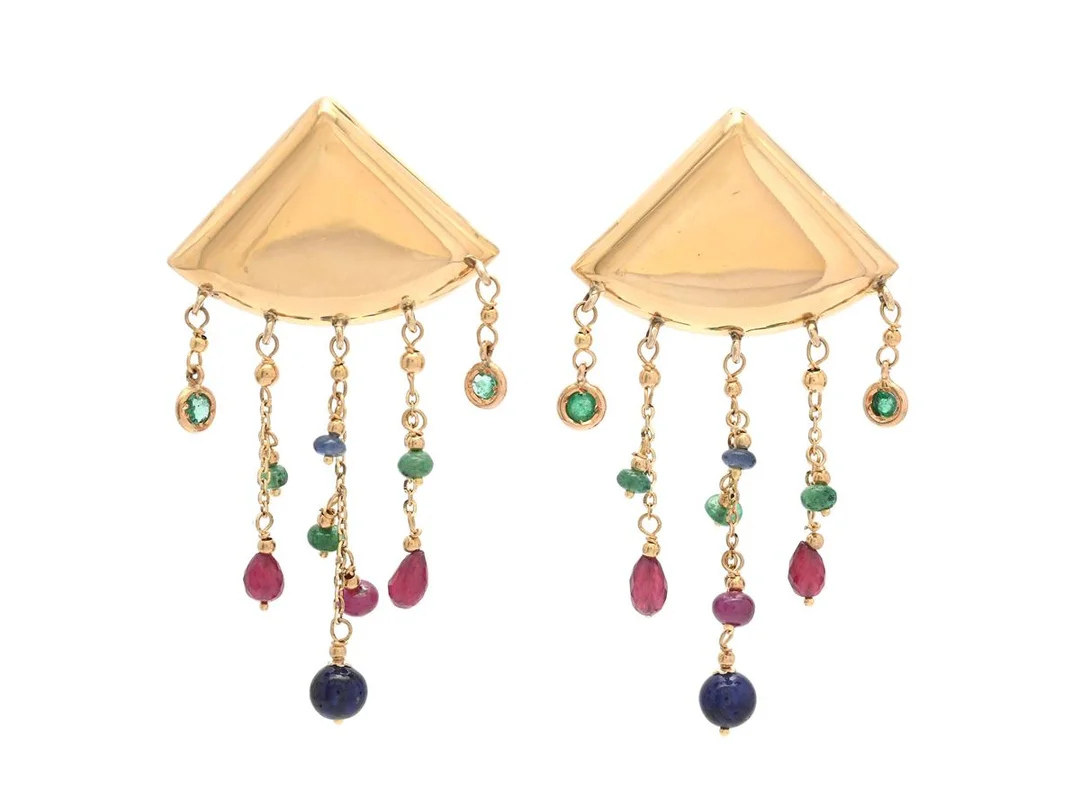 ÖRHÄNGEN, 18K guld, rubiner, smaragder, safirer, höjd 60 mm, vikt 16,5 g, clips/stift. — Smycken/Örhängen — Kaplans