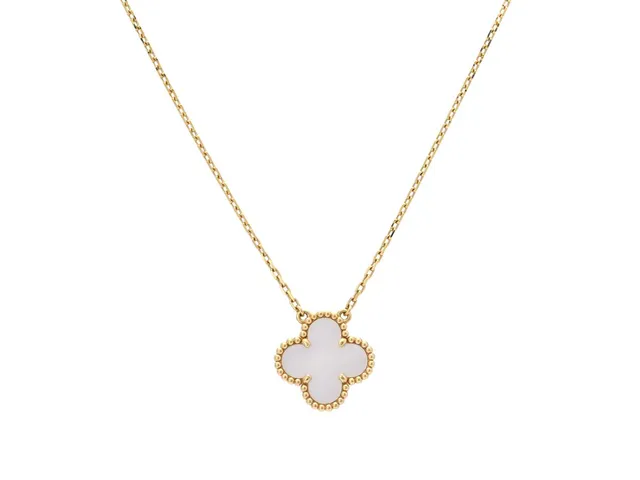 VAN CLEEF & ARPELS, collier, Vintage Alhambra, 18K guld, pärlemor, ref. nr. JB391353, längd 37,5-42 cm, vikt 4,9 g, originaletui.