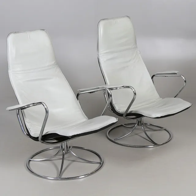 SNURRFÅTÖLJER, ett par, "Exen", Tord Björklund, IKEA, 1980-tal.