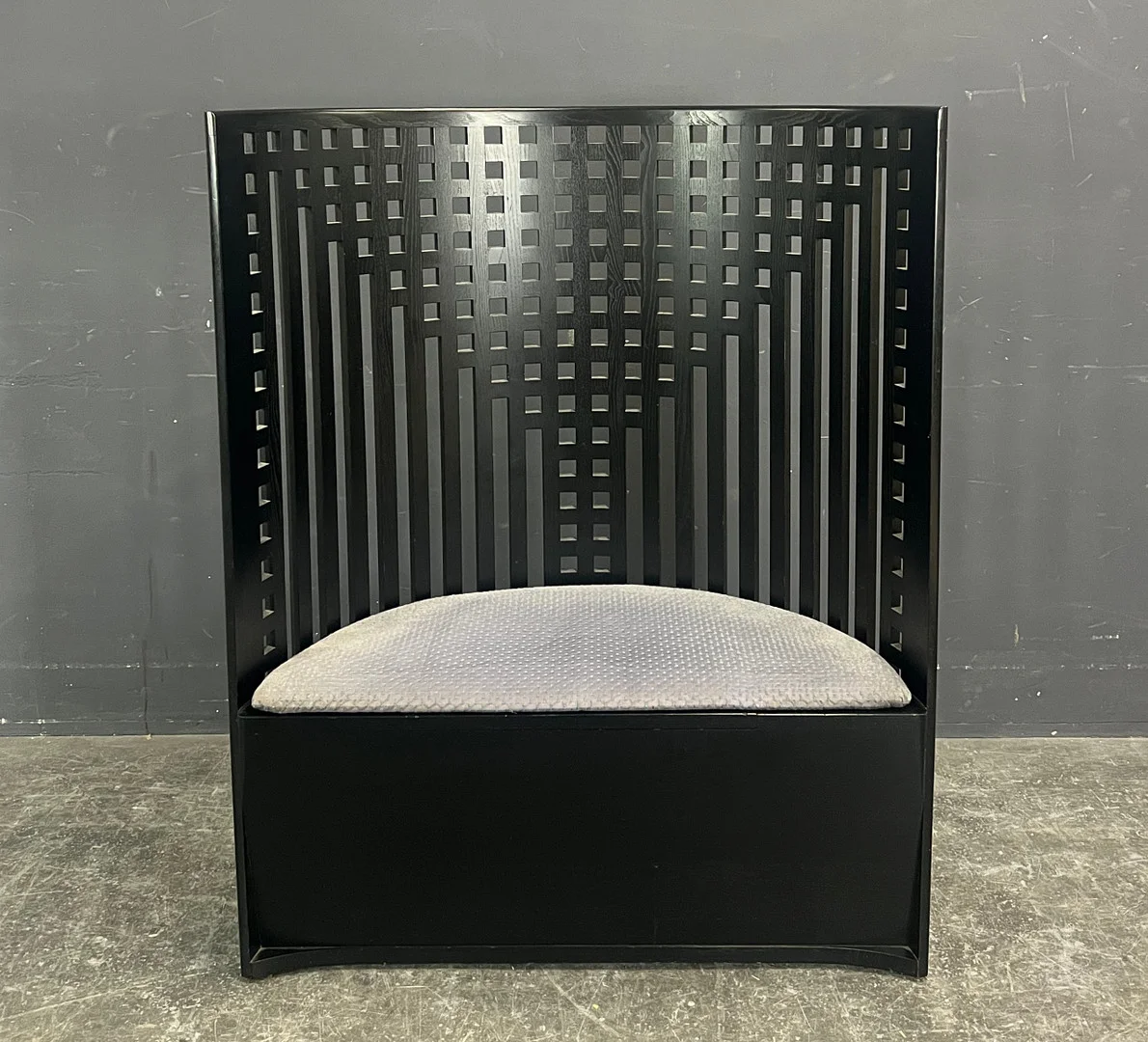 CHARLES RENNIE MACKINTOSH. WILLOW 1 CASSINA. — Armchairs & Chairs — Colombos