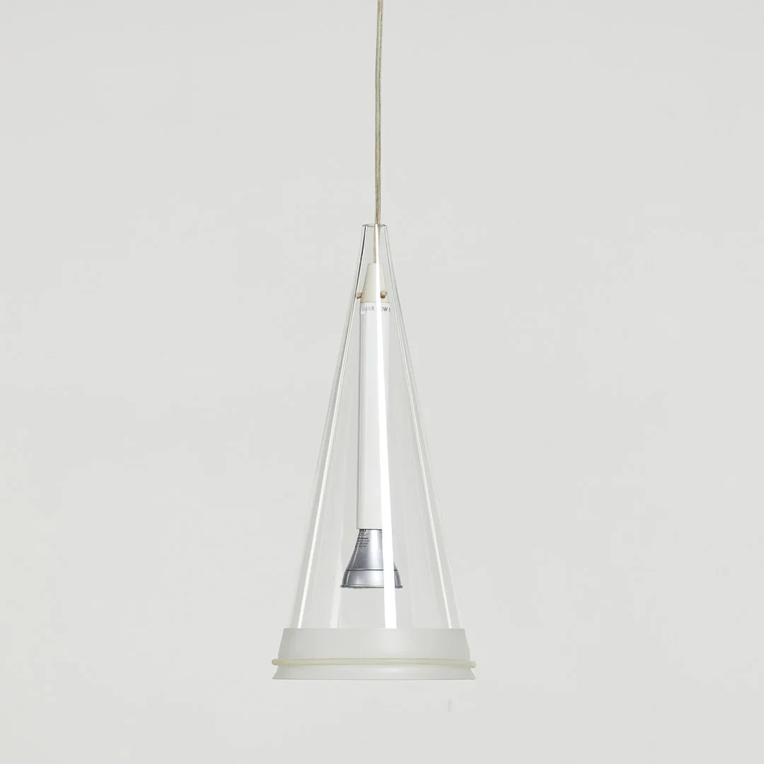 ACHILLE CASTIGLIONI. Taklampa, "Fuscia", för Flos, samtida, härdat glas samt stål. — Ceiling lights — Stockholms Auktionsverk Sickla
