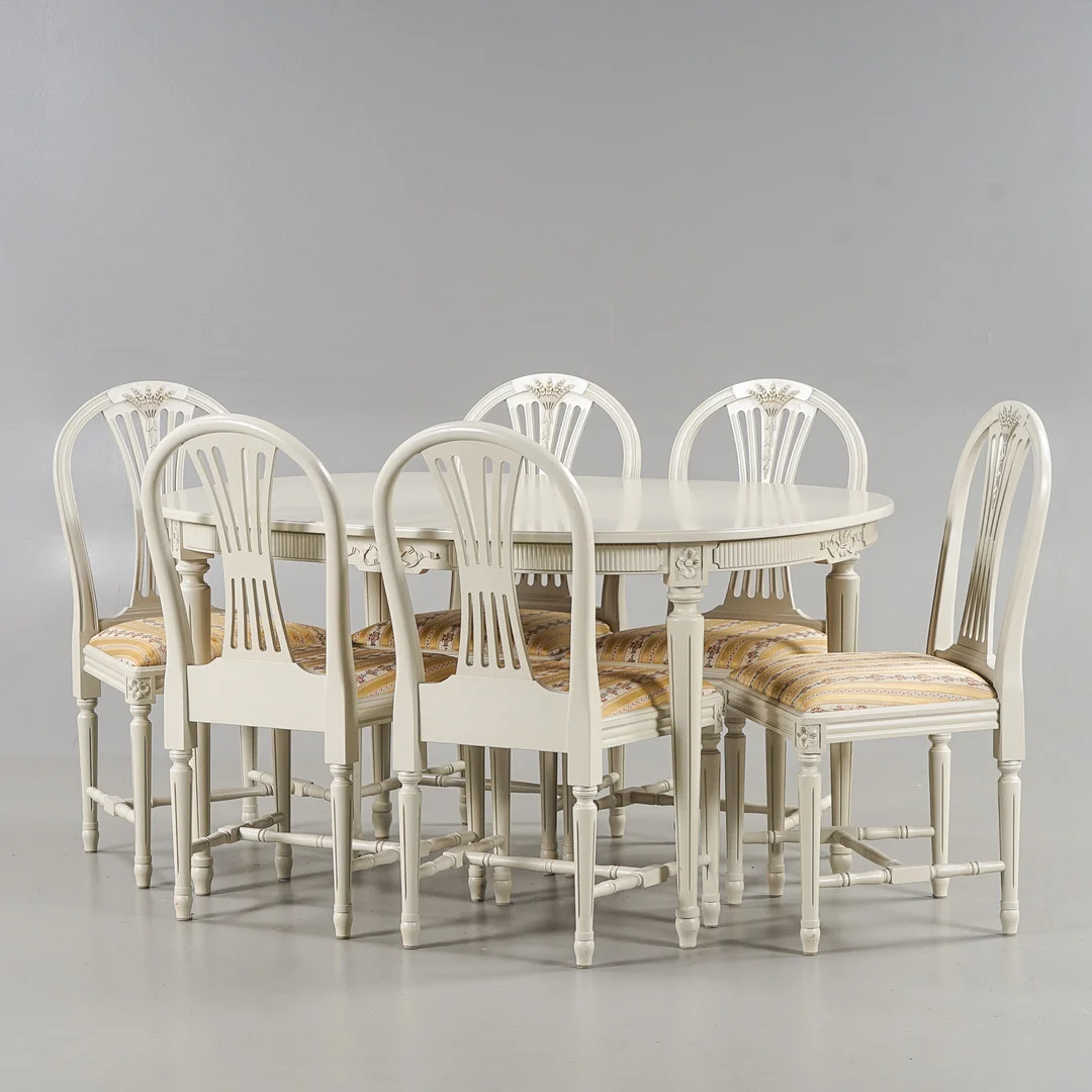 MATGRUPP Gustaviansk stil "Axetmodell" 7 delar, 1900-talets andra hälft. — Dining room furniture — Karlstad Hammarö Auktionsverk