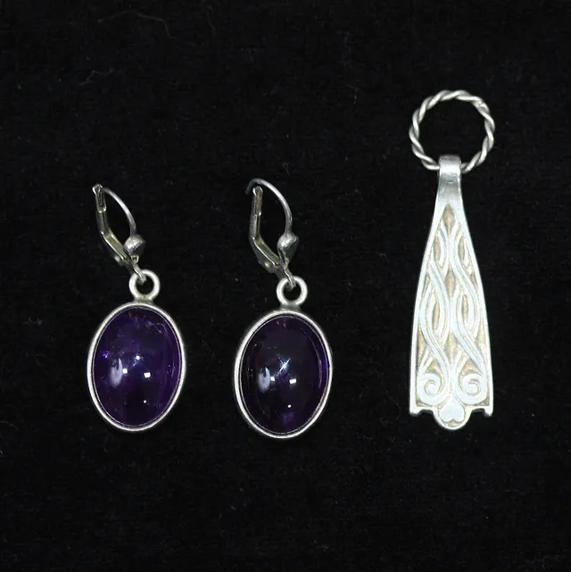 ÖRHÄNGEN & HÄNGE, silver, sten, Made in Finland, 1900-tal.