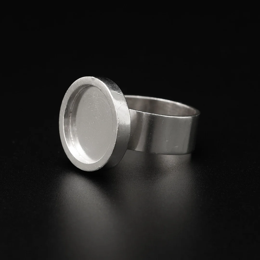 ANDERS HÖGBERG. Ring, silver, Göteborg, 1969. — Rings — Göteborgs Auktionsverk