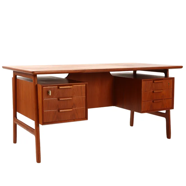 Gunni Omann for Omann Junior Furniture Factory. Freestanding desk made of teak wood, model 75.