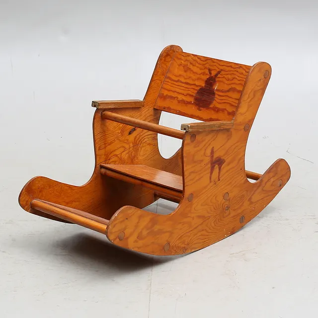 GUNGSTOL, barnmodell, 1900-talets mitt.