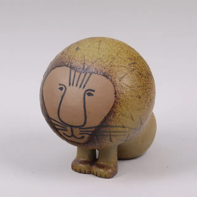 LISA LARSON. Gustavsberg, "Lejon" ur serien "Afrika", Gustavsberg, delvis glaserad figurin i stengods.