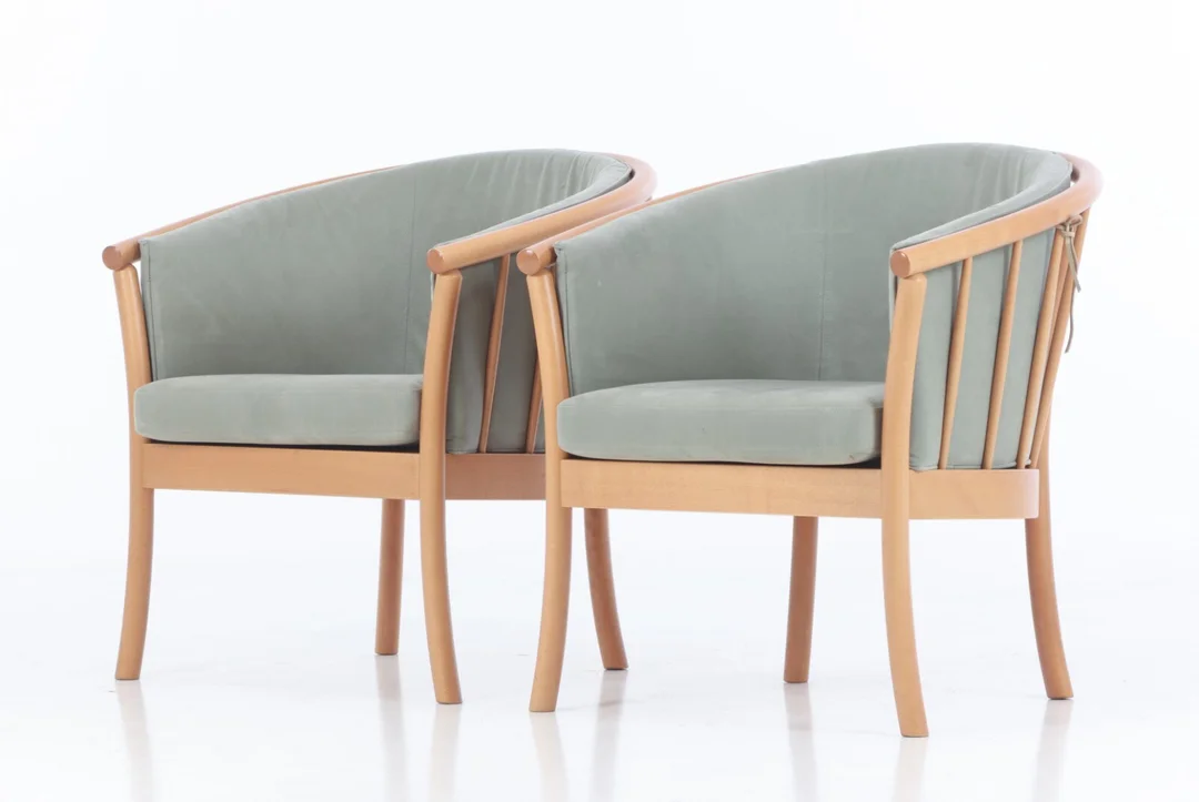 Hurup Møbelfabrik. Et par tremmestole af bøg (2) — Furniture/Lounge chairs — Lauritz