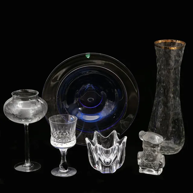 6 DELAR GLAS, FAT, VASER, LJUSLYKTA, SKULPTUR, KOSTA BODA, ORREFORS M.M.