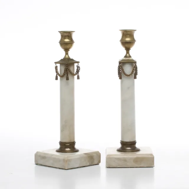 LJUSSTAKAR, 1 par gustaviansk stil, 1900-tal.