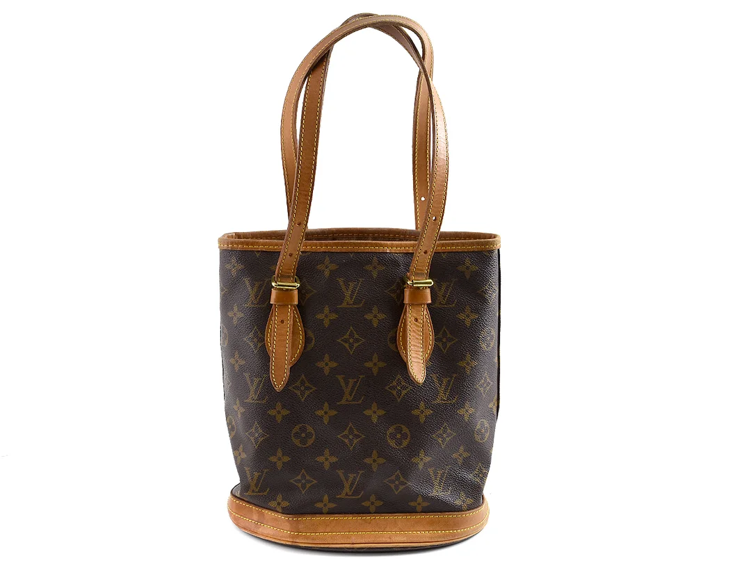 VÄSKA, LOUIS VUITTON, Petite Bucket, monogram canvas, 22x26x15cm, innerpochetten saknas, fodret bör bytas. — Accessoarer/Väskor — Kaplans
