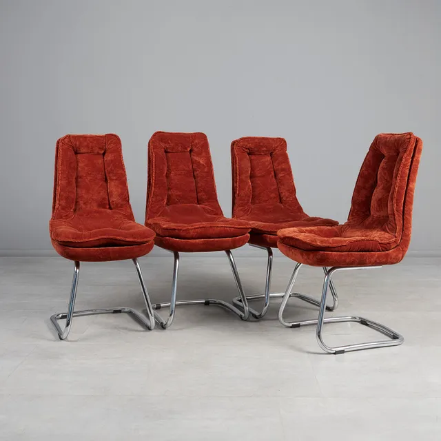GASTONE RINALDI. Set Freischwinger / Stühle, Chromstahl, Textil, 1970er Jahre, Italien. (4).