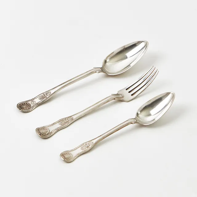 GUSTAF MÖLLENBORG. Bestickuppsättning, 39 delar, silver, Stockholm 1834-1848. Modell Engelsk snäck.
