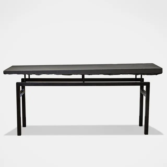 BO HULTÉN. "Flying rock", sideboard, skiva i diabas, svartlackerad benställning i metall.