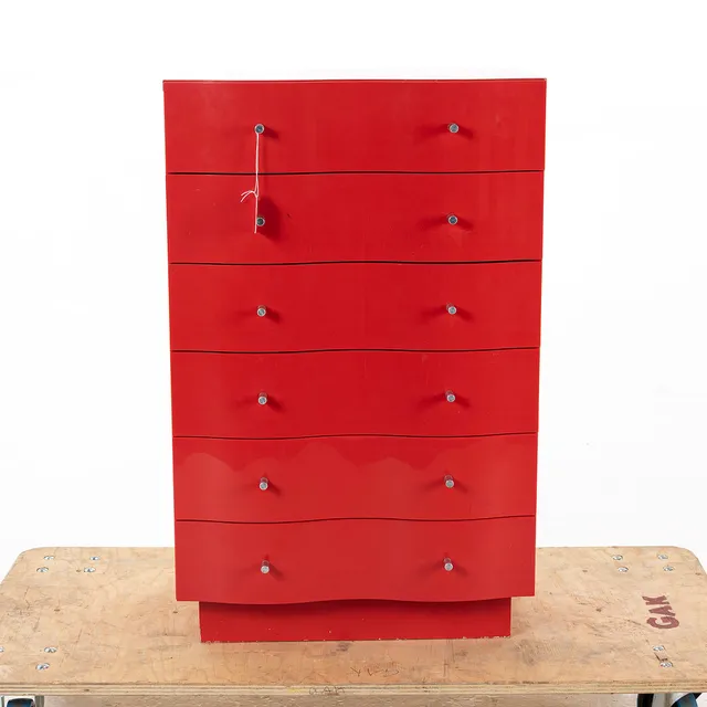 TOMAS JELINEK. Byrå, "Vajer", Ikea.