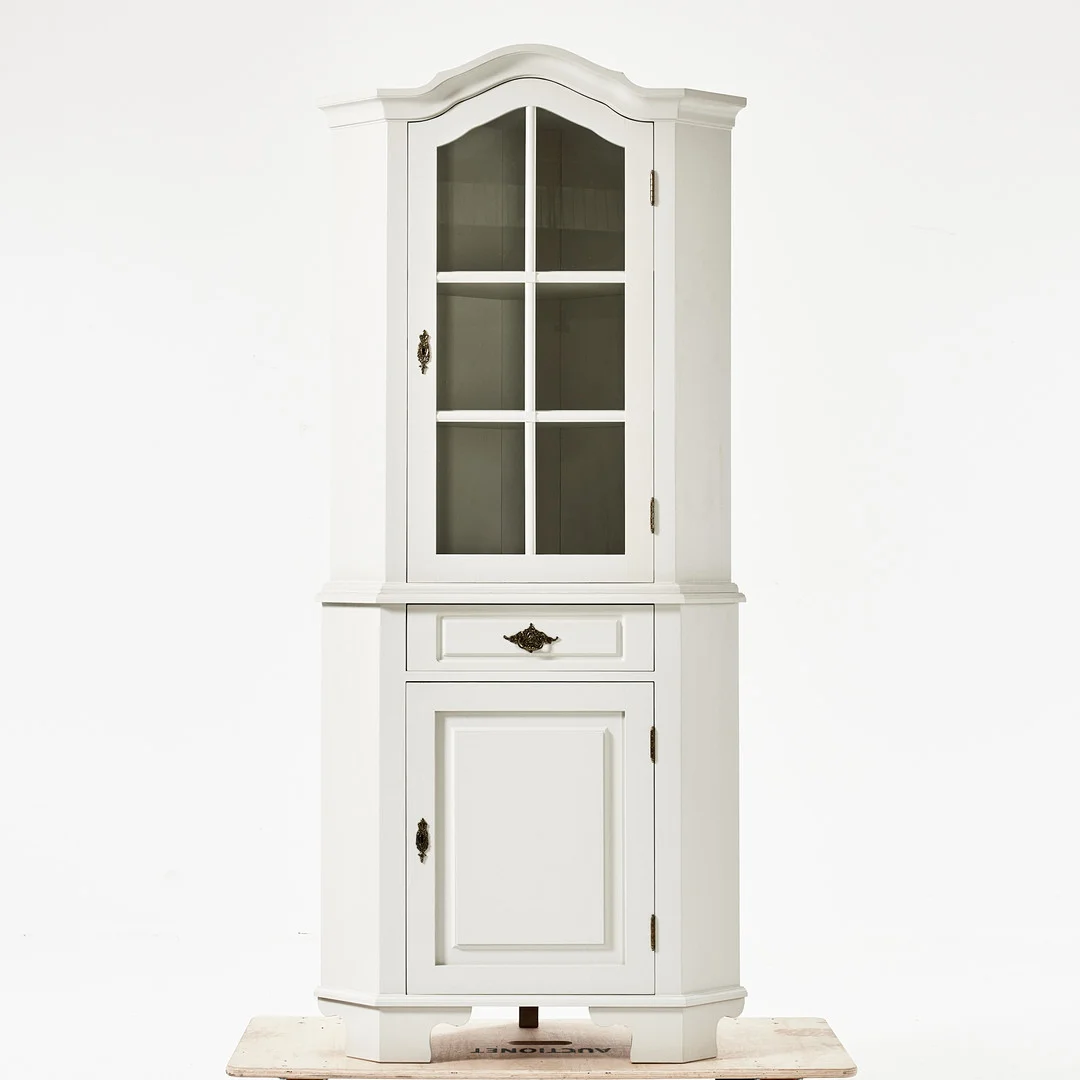 VITRINSKÅP, för hörn, Åmells Möbler, 1900-talets andra hälft, rokokostil, "Gnesta", bemålat i grått. — Cupboards, Cabinets & Shelves — Stockholms Auktionsverk Magasin 5