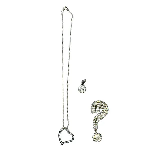 DREITEILIGES SCHMUCKSET.