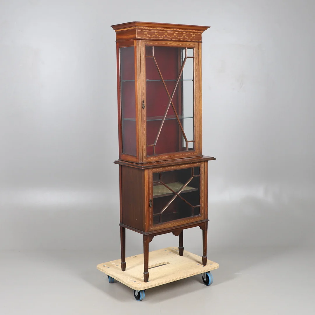 AN EDWARDIAN MAHOGANY INLAID DISPLAY CABINET. — Cupboards, Cabinets & Shelves — Lawrences Auctioneers
