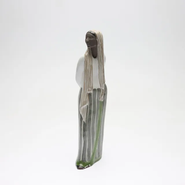 MARI SIMMULSON, figurin, lergods, "Indonesiskan", Upsala-Ekeby, signerad.