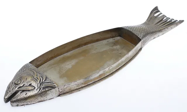 FISKFAT, vitmetall, 1900 talets första hälft.