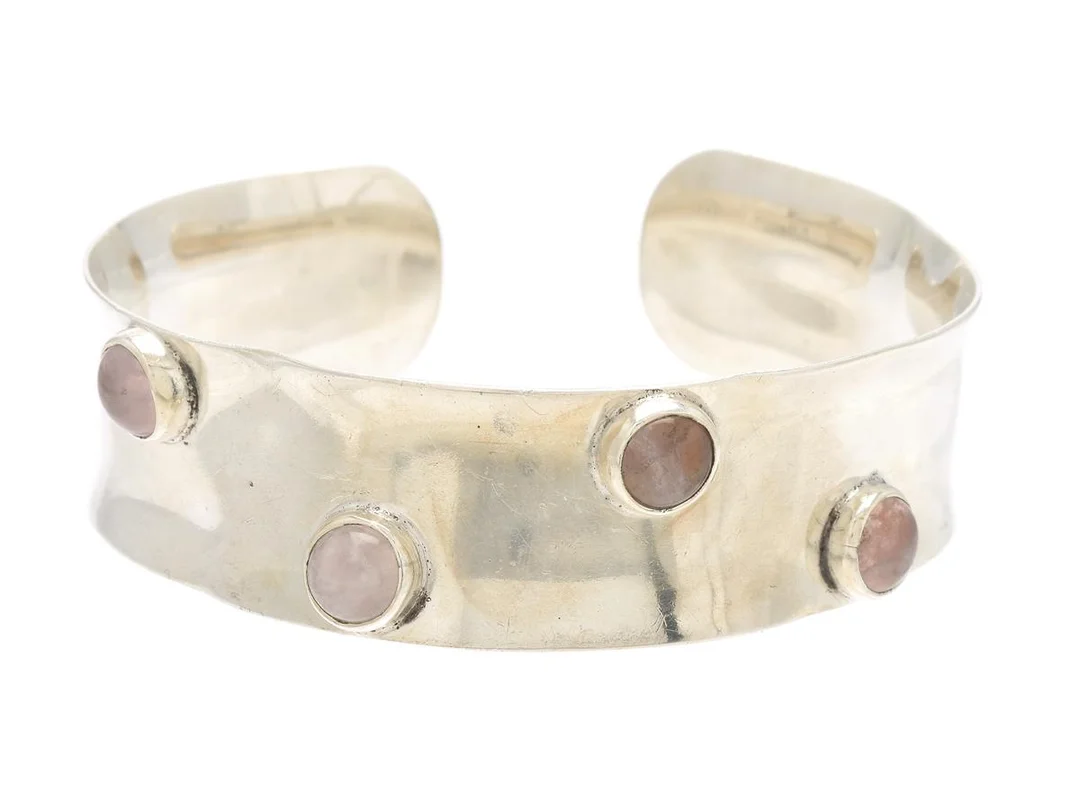 ARMBAND, silver, rosenkvarts, Gussi, Malmö 1956, vikt 25,0 g. — Smycken/Armband — Kaplans