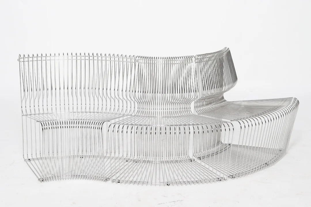 Verner Panton. Pantonova modular sofa system, model 'Convex' and 'Concave'. (3) — Furniture/Lounge chairs — Lauritz