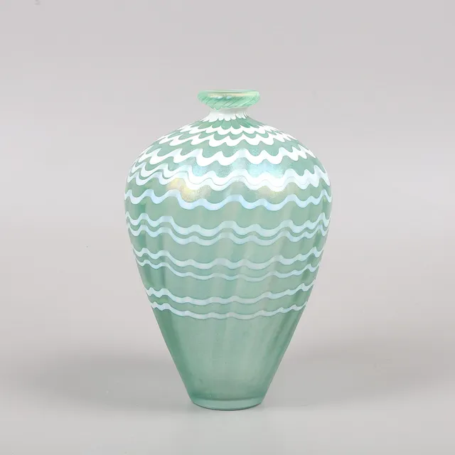 BERTIL VALLIEN. Vas, "Minos", glas, Boda, signerad.