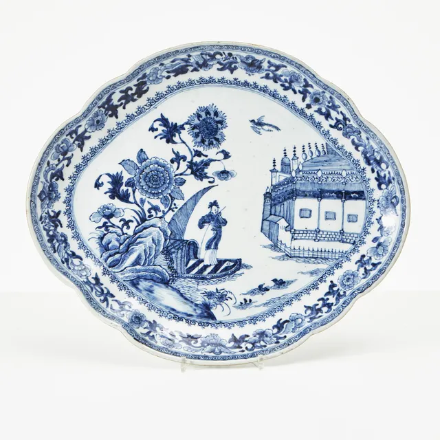 UPPLÄGGNINGSFAT, porslin, Kina, Qianlong (1736-1795).