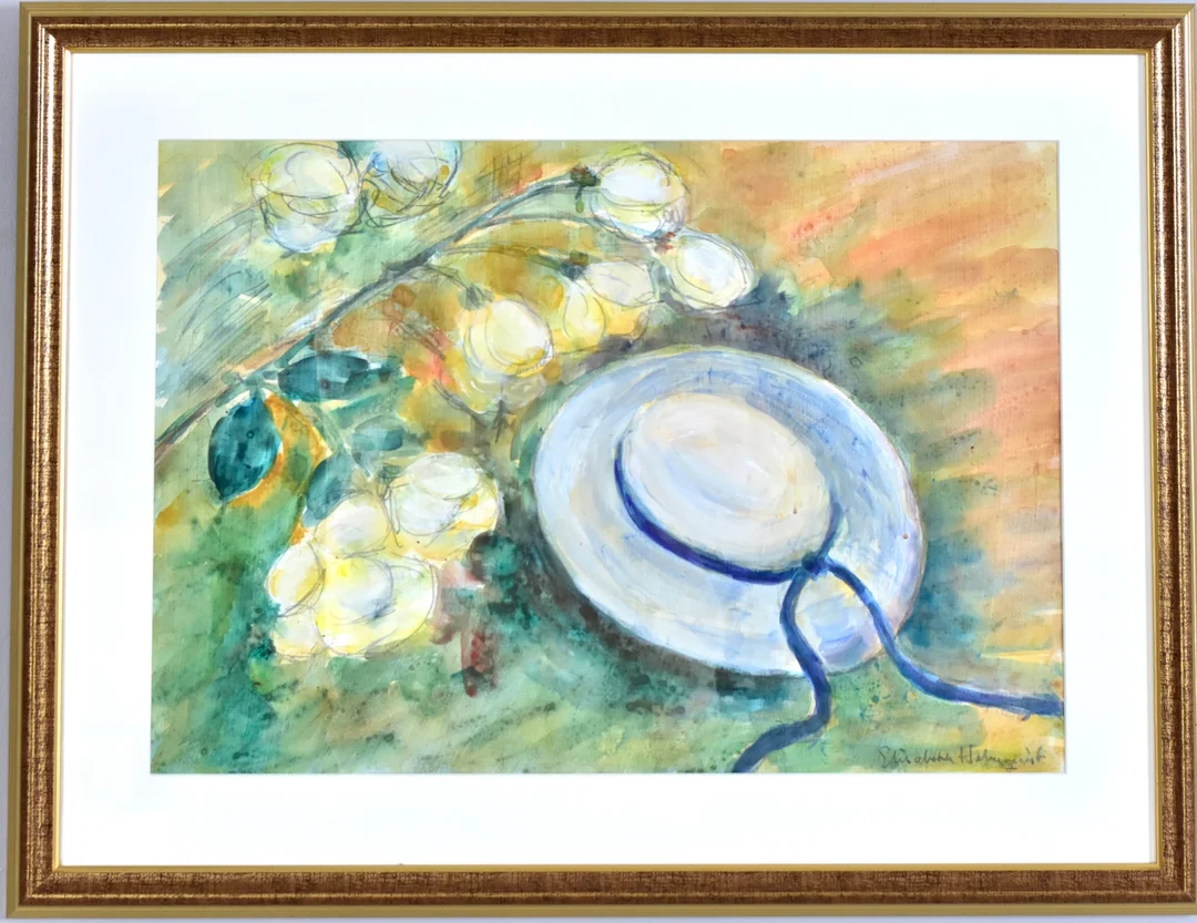ELISABETH HOLMQUIST. akvarell, stilleben med hatt, stilleben. — Paintings — Halmstads Auktionskammare
